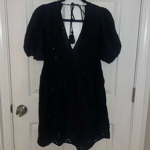 Black Eyelet Puff Sleeve Swim cover Up